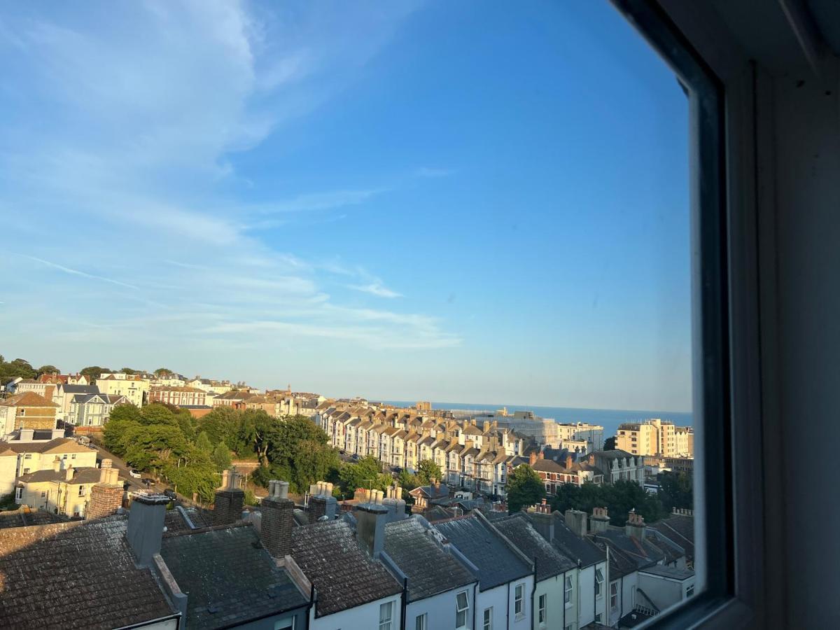 Lovely 1-Bedroom Flat In St Leonards On Sea Exterior photo